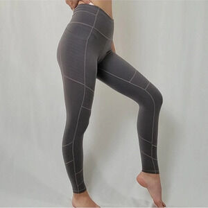 Athlete Stash Pocket Motto Leggings